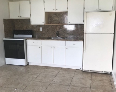 7931 Nw 36 Pl - Photo Thumbnail 7