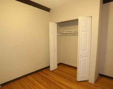 3825 N. Drake, Unit 3 - Photo Thumbnail 14