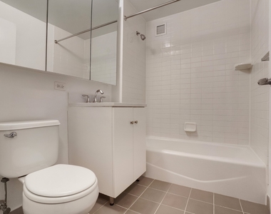 229 Chrystie Street - Photo Thumbnail 4