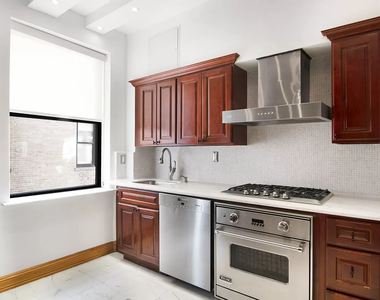 575 West End Avenue - Photo Thumbnail 7