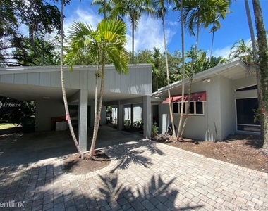 6371 Sw 107 St - Photo Thumbnail 4