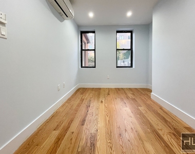 225 Halsey Street - Photo Thumbnail 8