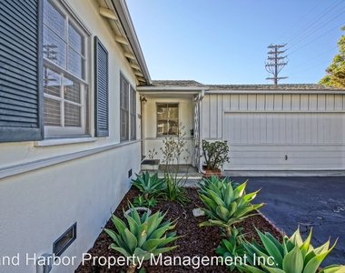 14226 Isis Avenue - Photo Thumbnail 2