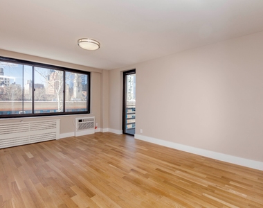 784 Columbus Avenue - Photo Thumbnail 1