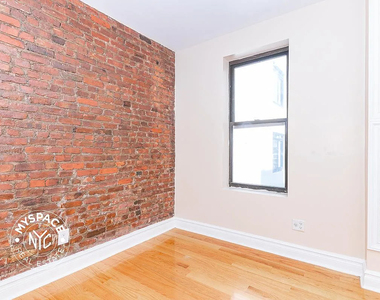 41 Jefferson Street - Photo Thumbnail 8