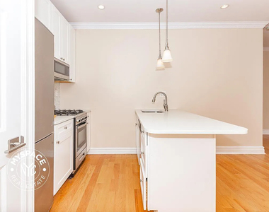41 Jefferson Street - Photo Thumbnail 4