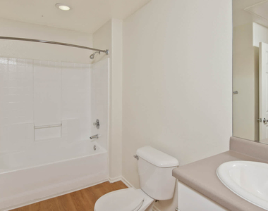 27800 N. Mcbean Parkway - Photo Thumbnail 31