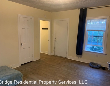 3631 Tulsa Way, Unit B - Photo Thumbnail 7