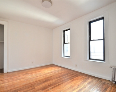 976 ST NICHOLAS AVENUE - Photo Thumbnail 5