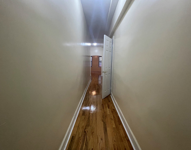 673 West 193rd Street - Photo Thumbnail 4