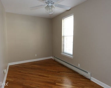 3144 N. Oakley, Unit Ch 1 - Photo Thumbnail 12