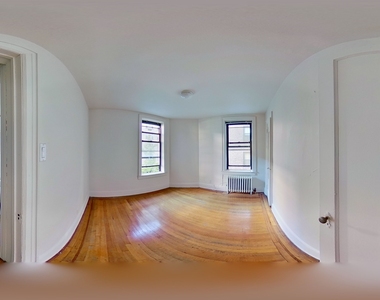 398 East 52nd Street - Photo Thumbnail 5