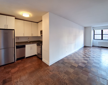 145 East 16th Street - Photo Thumbnail 1