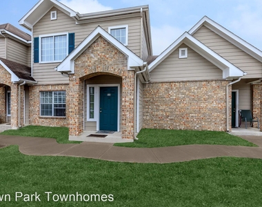 9950 Town Park Townhomes - Photo Thumbnail 15