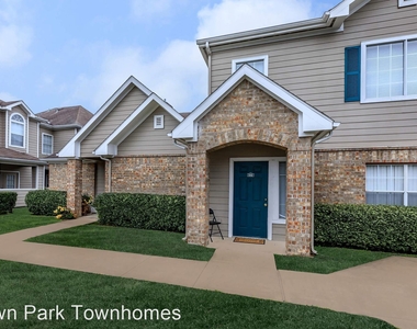 9950 Town Park Townhomes - Photo Thumbnail 16