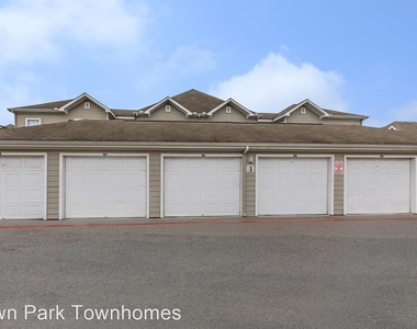 9950 Town Park Townhomes - Photo Thumbnail 9