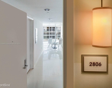 495 Brickell Ave 2806 - Photo Thumbnail 0