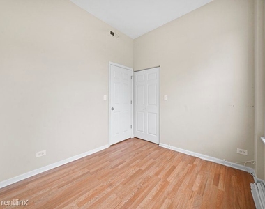 2459 W Armitage Ave 2r - Photo Thumbnail 1