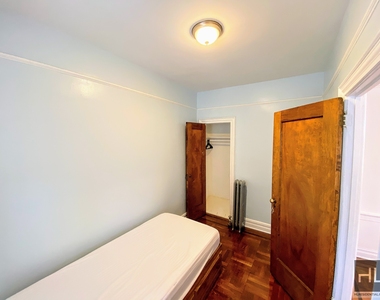 20 Ludlam Place - Photo Thumbnail 5