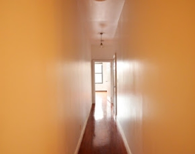 521 West 180th Street - Photo Thumbnail 2