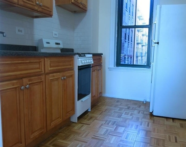 542 East 79th Street - Photo Thumbnail 3