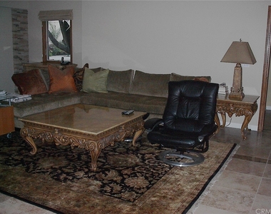 2124 Glen Ivy Drive - Photo Thumbnail 2