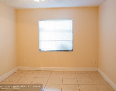 6986 Sw 38th Ct - Photo Thumbnail 7