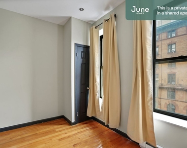 342 Manhattan Avenue - Photo Thumbnail 1