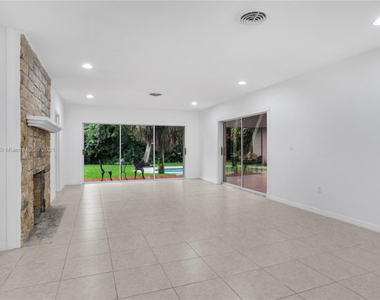 15285 Sw 84th Ave - Photo Thumbnail 2