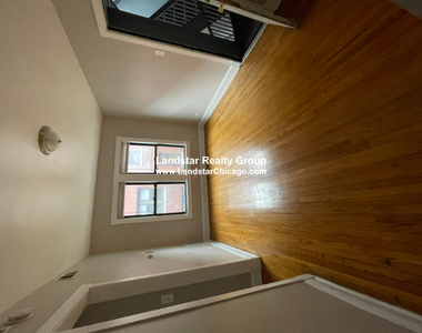 2625 North Spaulding Avenue - Photo Thumbnail 0