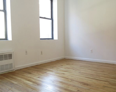 Off market apartment - prime West Village location - Photo Thumbnail 1