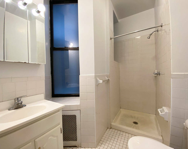 218 East 85th Street - Photo Thumbnail 5