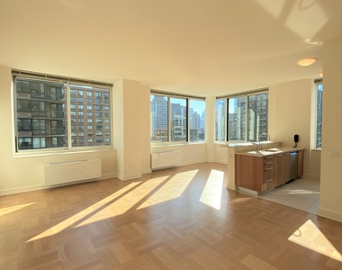 400 West 63rd Street - Photo Thumbnail 0