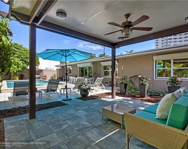 1205 Seabreeze Blvd - Photo Thumbnail 23