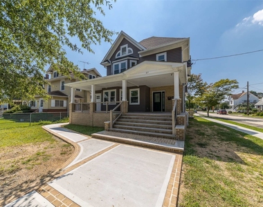 57 Earle Avenue - Photo Thumbnail 0