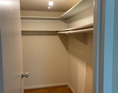 575 Thayer Ave #306 - Photo Thumbnail 6