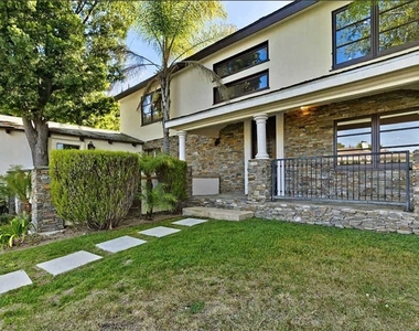 3441 White Rose Way - Photo Thumbnail 2