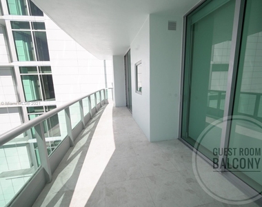 900 Biscayne Blvd - Photo Thumbnail 16