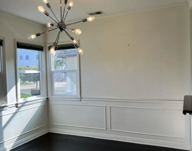 3863 Westwood Blvd - Photo Thumbnail 2