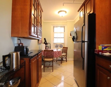 1450 Beacon St 702 - Photo Thumbnail 6