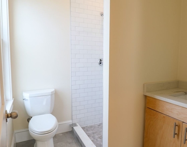 78 Aldie St Apt 3 - Photo Thumbnail 4