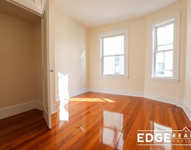 78 Aldie St Apt 3 - Photo Thumbnail 7