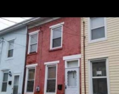 54 Hart Ave - Photo Thumbnail 0