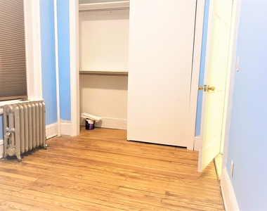 25-5 30th Avenue - Photo Thumbnail 4