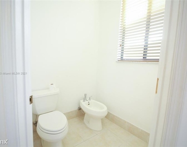 7437 Sw 189th St #7437 - Photo Thumbnail 23