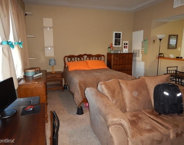 309 Mobile Ave Apt 1 - Photo Thumbnail 1