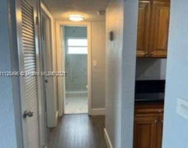 7220 Sw 94th Pl - Photo Thumbnail 1