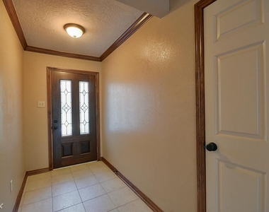 3229 Golden Leaf Drive - Photo Thumbnail 1