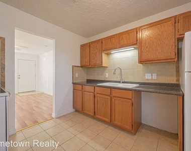 Lawton Townhomes - Photo Thumbnail 6