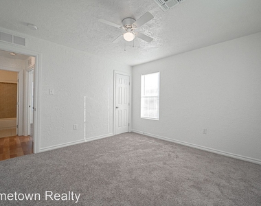 Lawton Townhomes - Photo Thumbnail 12